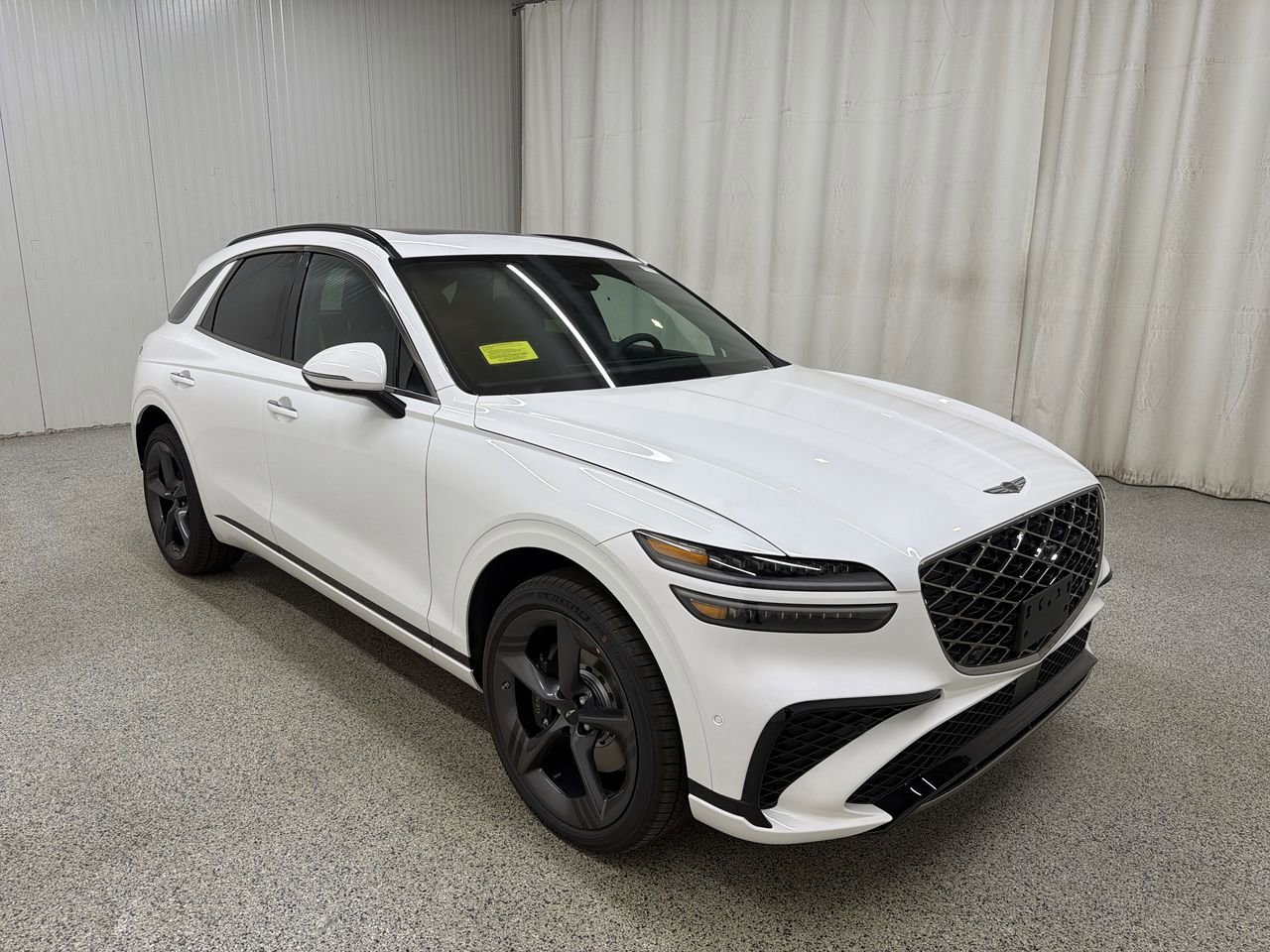 New 2026 Uyuni White Genesis 2.5T SPORT PRESTIGE image 1