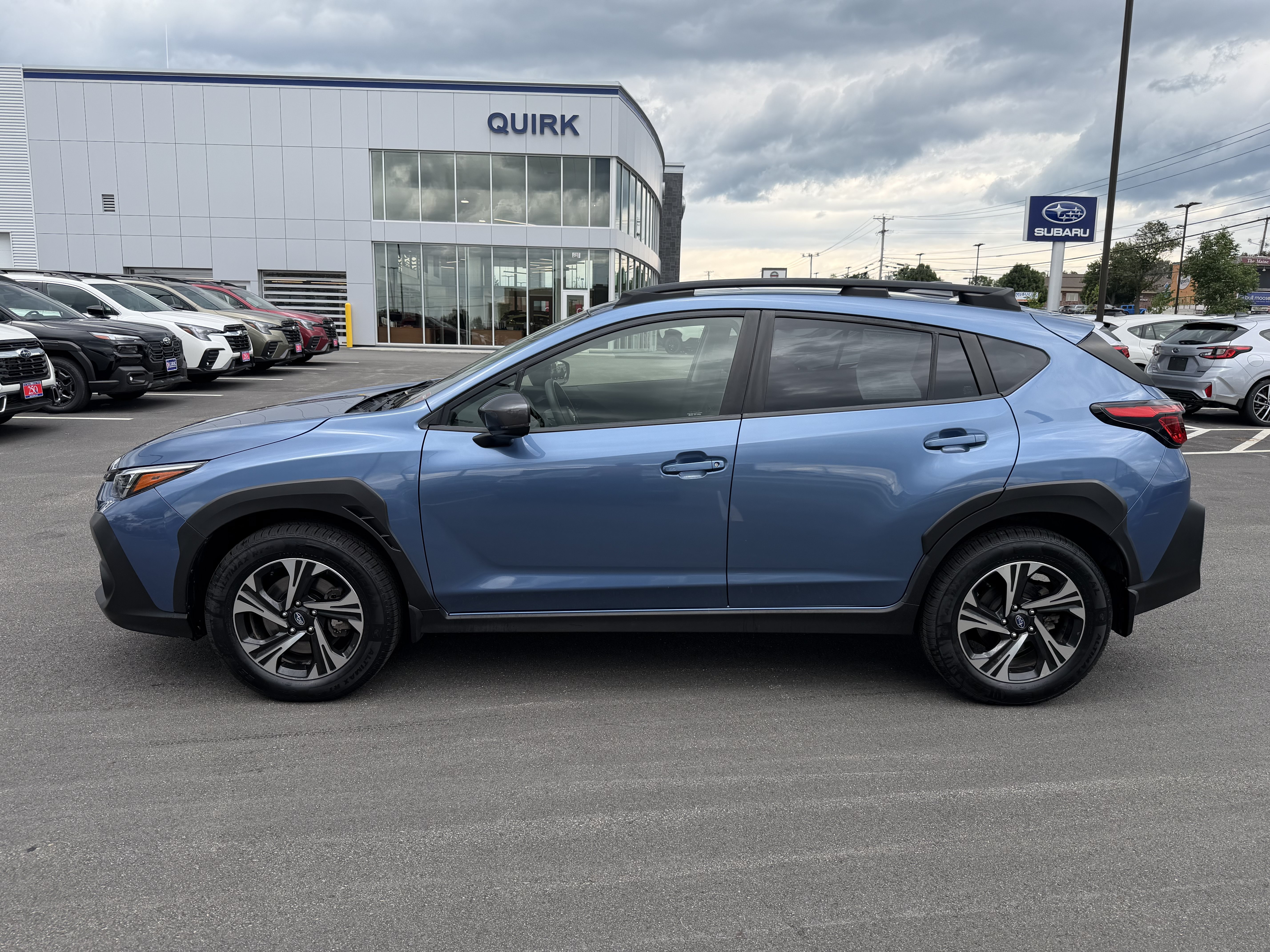 Used 2024 Horizon Blue Pearl Subaru Premium image 2