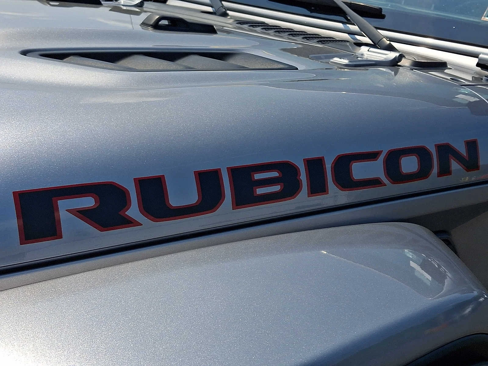 Used 2020 Billet Silver Clearcoat Metallic Jeep Rubicon image 64