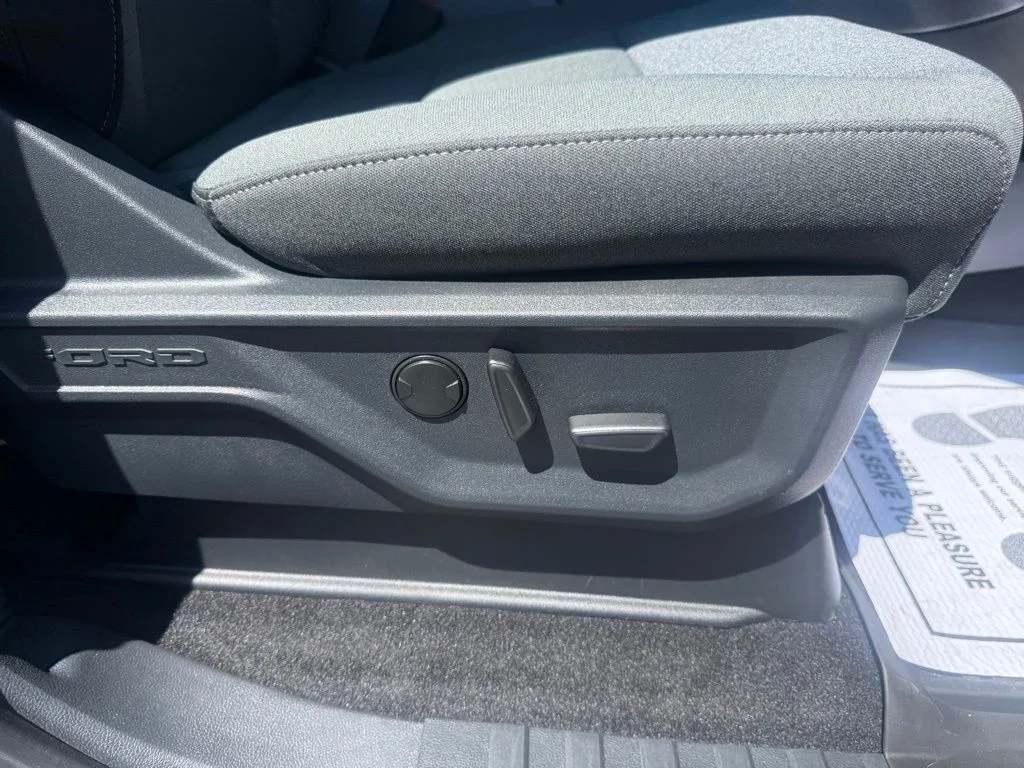 2025 Ford F-150 XLT - Photo 54