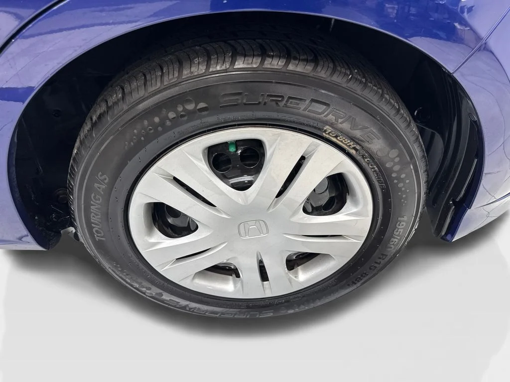 Used 2011  Honda Base image 80