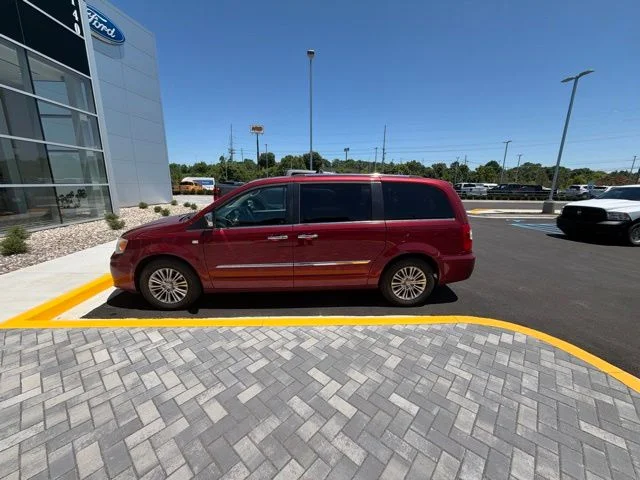 Used 2014 Deep Cherry Red Crystal Chrysler Touring-L image 7