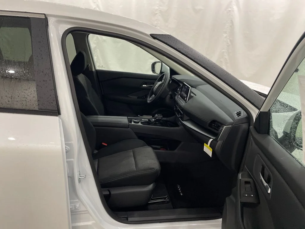 New 2026 Everest White Pearl TriCoat Nissan SV image 23