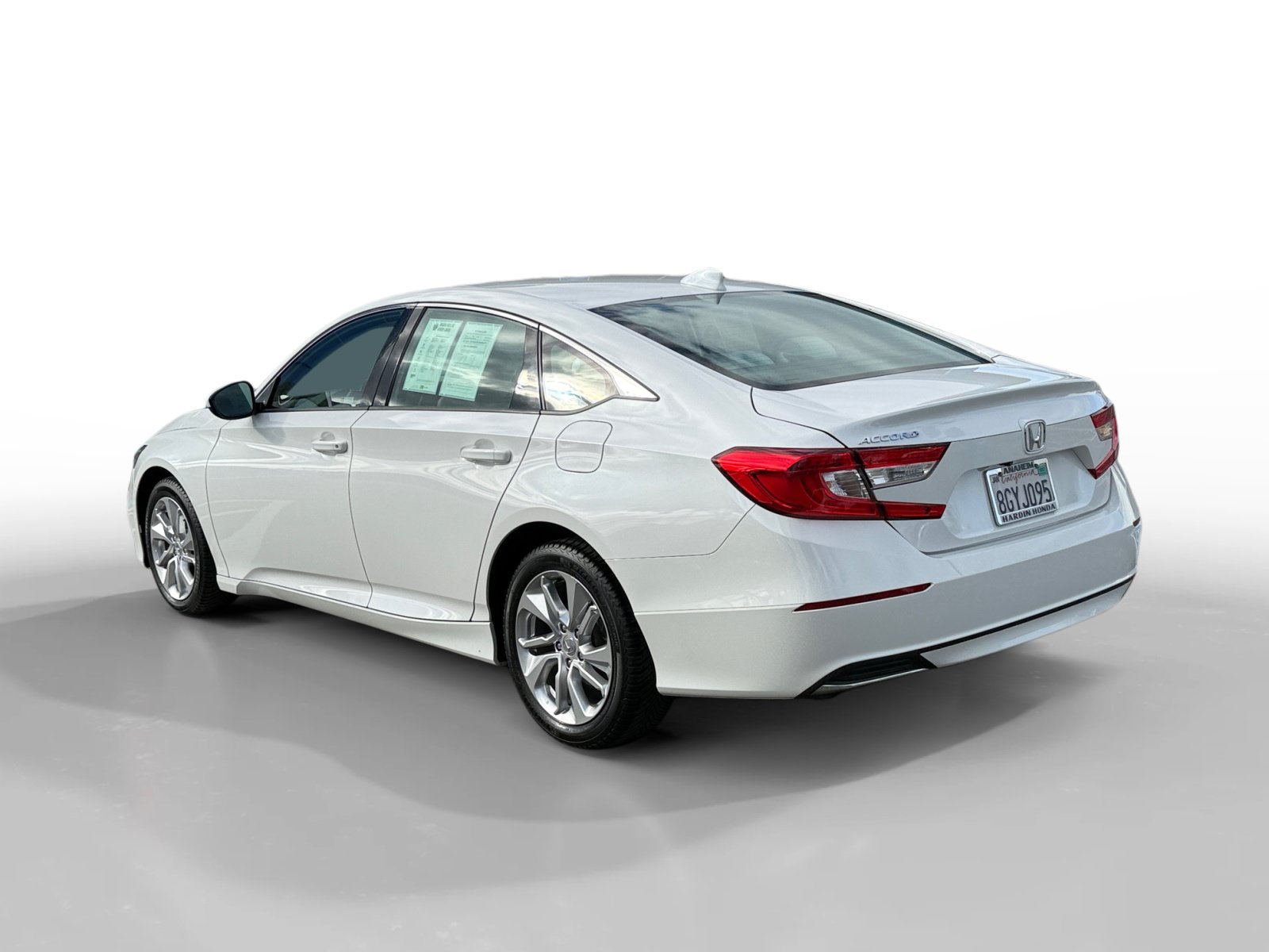 Used 2018 Platinum White Pearl Honda LX image 3