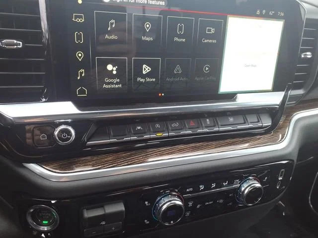 Used 2026 Summit White GMC SLE image 22