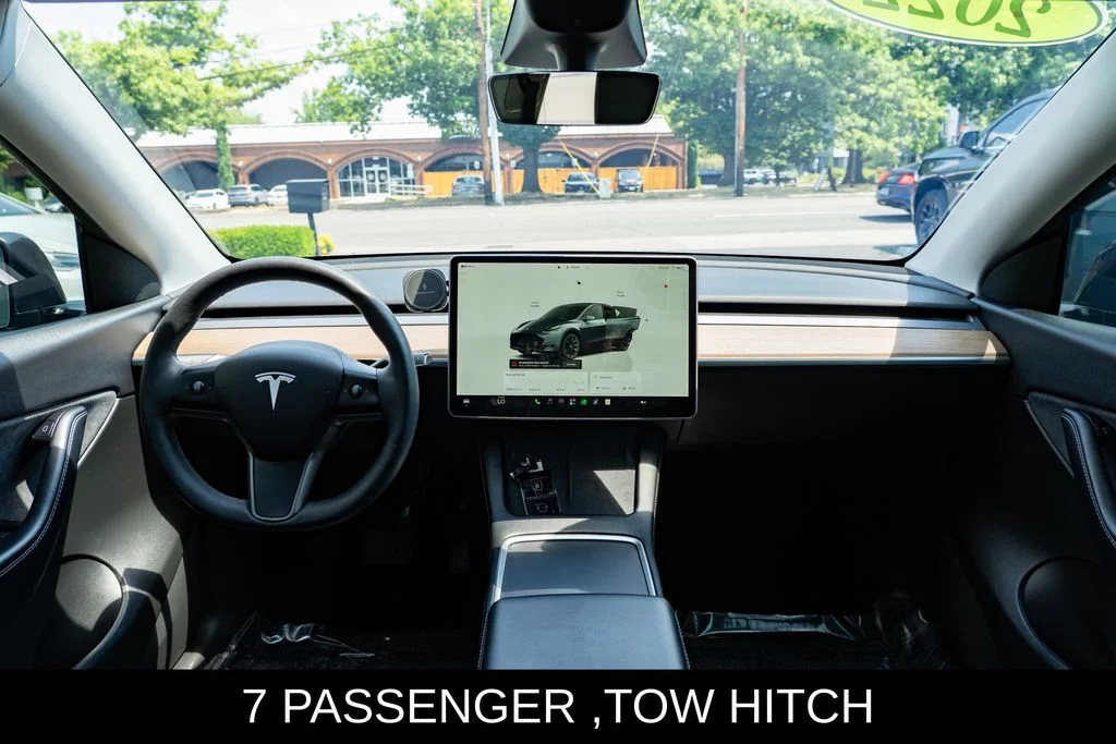 Used 2022 Gray Tesla Long Range image 9