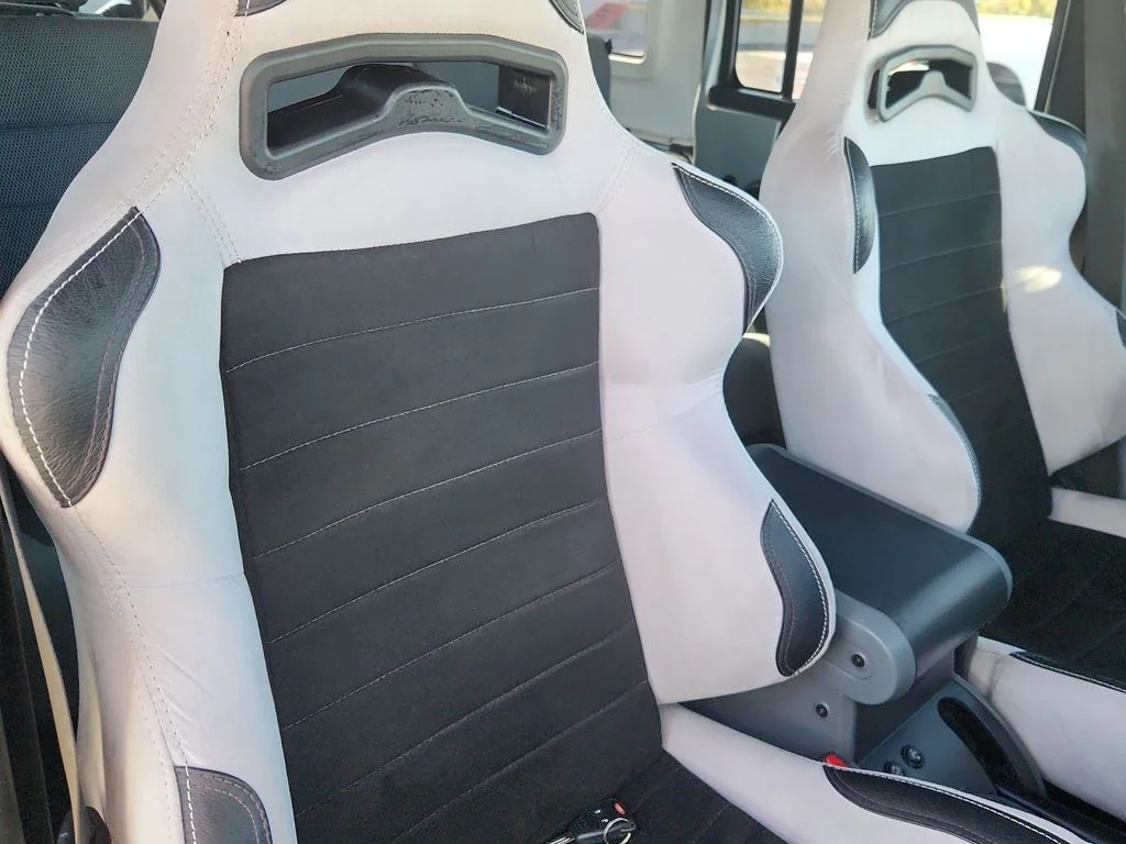 Used 2007 Silver Jeep Unlimited Rubicon image 14