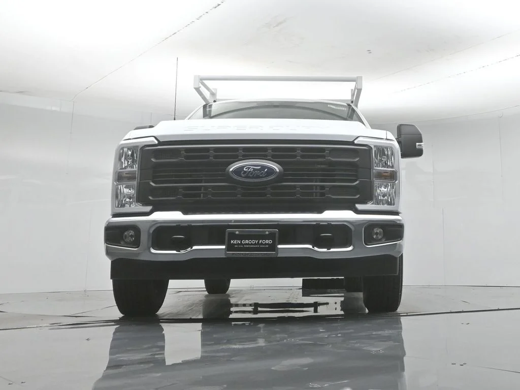 New 2026 White Ford XL image 47