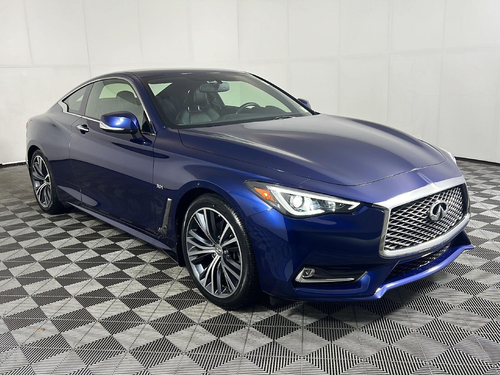Used 2017 Iridium Blue INFINITI 3.0t Premium image 5