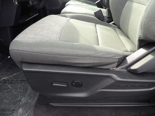 Used 2023 Oxford White Ford XLT image 15