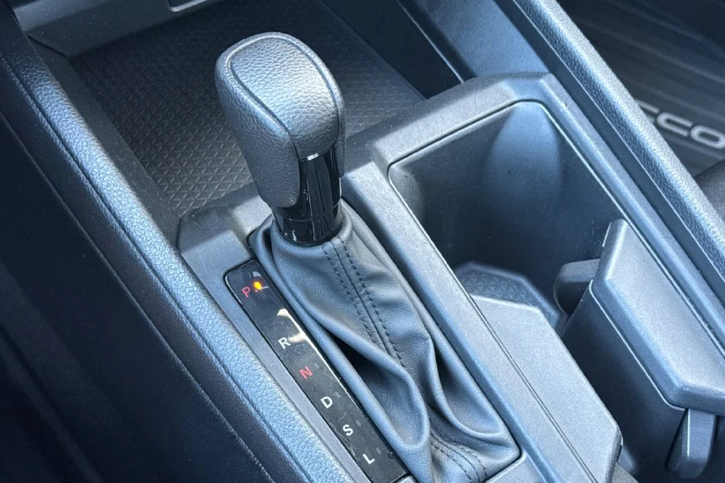 Used 2025  Honda SE image 25