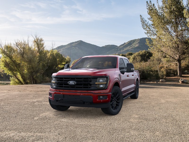 New 2025 Rapid Red Metallic Tinted Clearcoat Ford XLT image 30