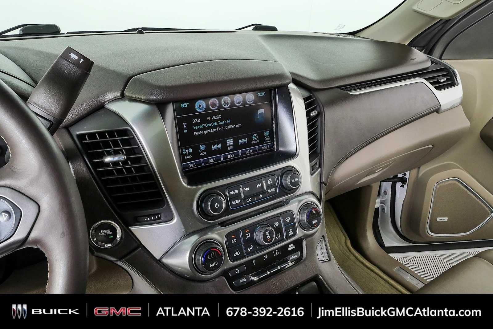 Used 2016 IRIDESCENT PEARL TRICOAT Chevrolet LT image 13