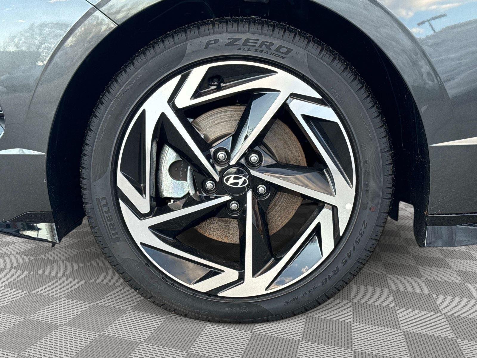 New 2025 Portofino Gray Hyundai SEL Convenience image 9