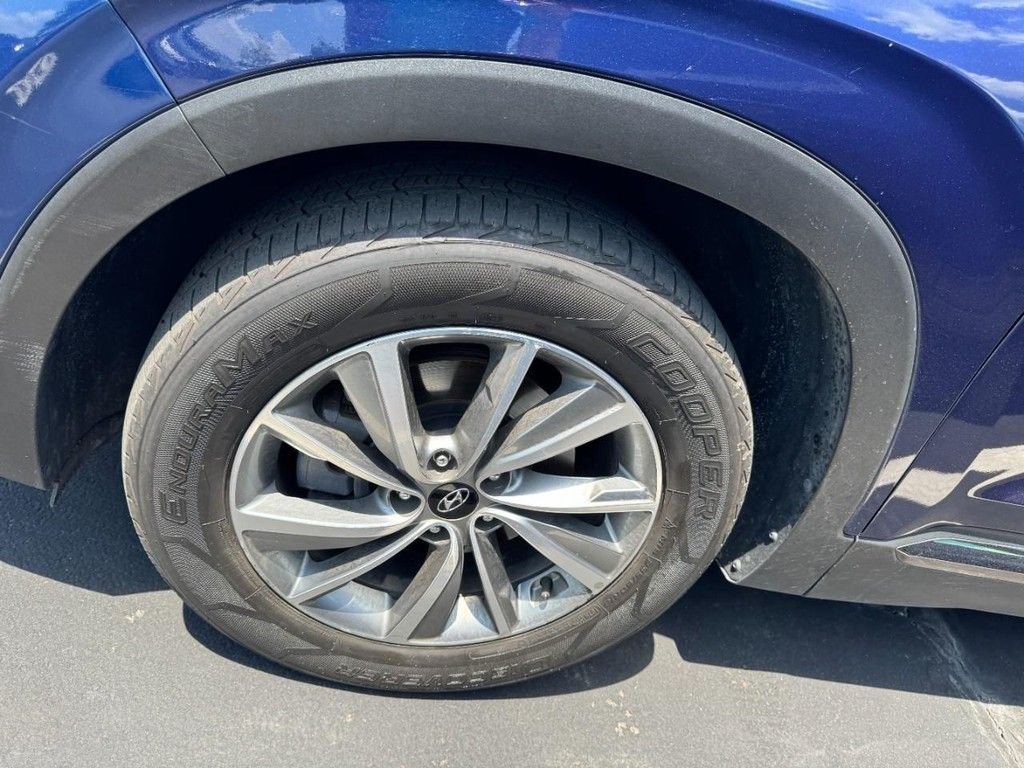 2020 Hyundai Santa Fe Limited - Photo 4