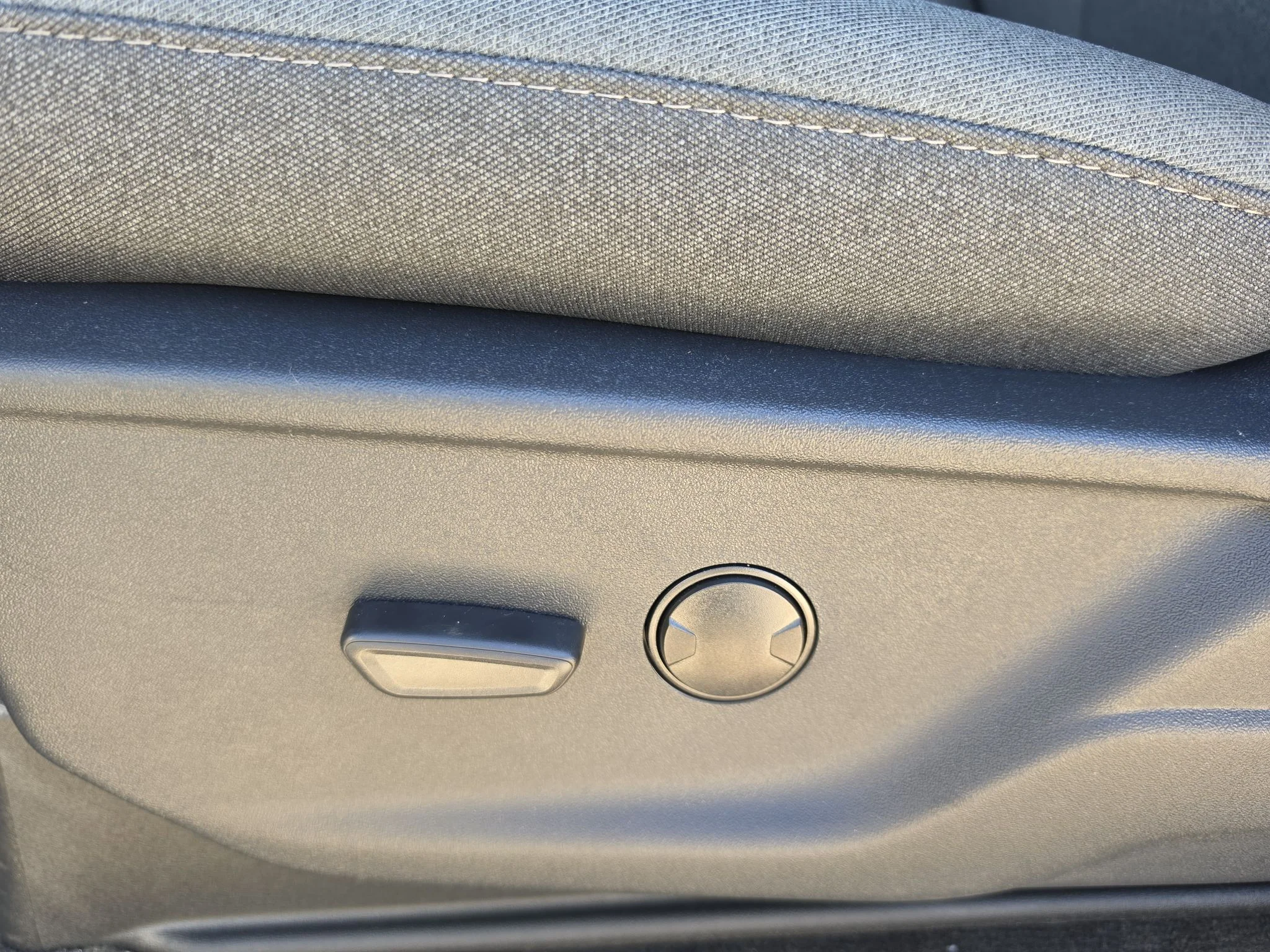 New 2027 Marsh Gray Metallic Ford F-250® XLT image 9