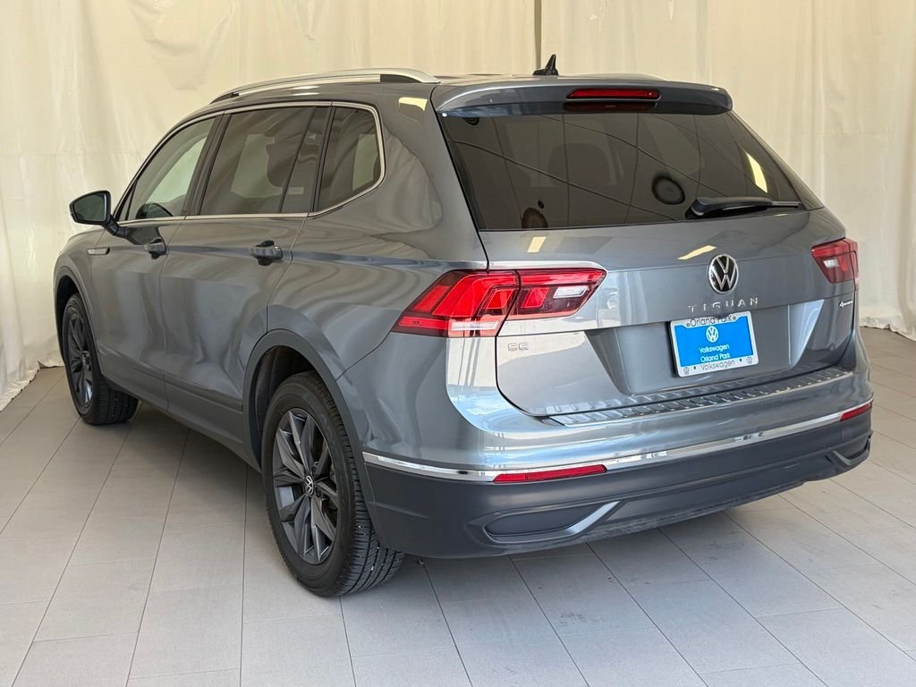 Certified Used 2023 Platinum Gray Metallic Volkswagen 2.0T SE image 3