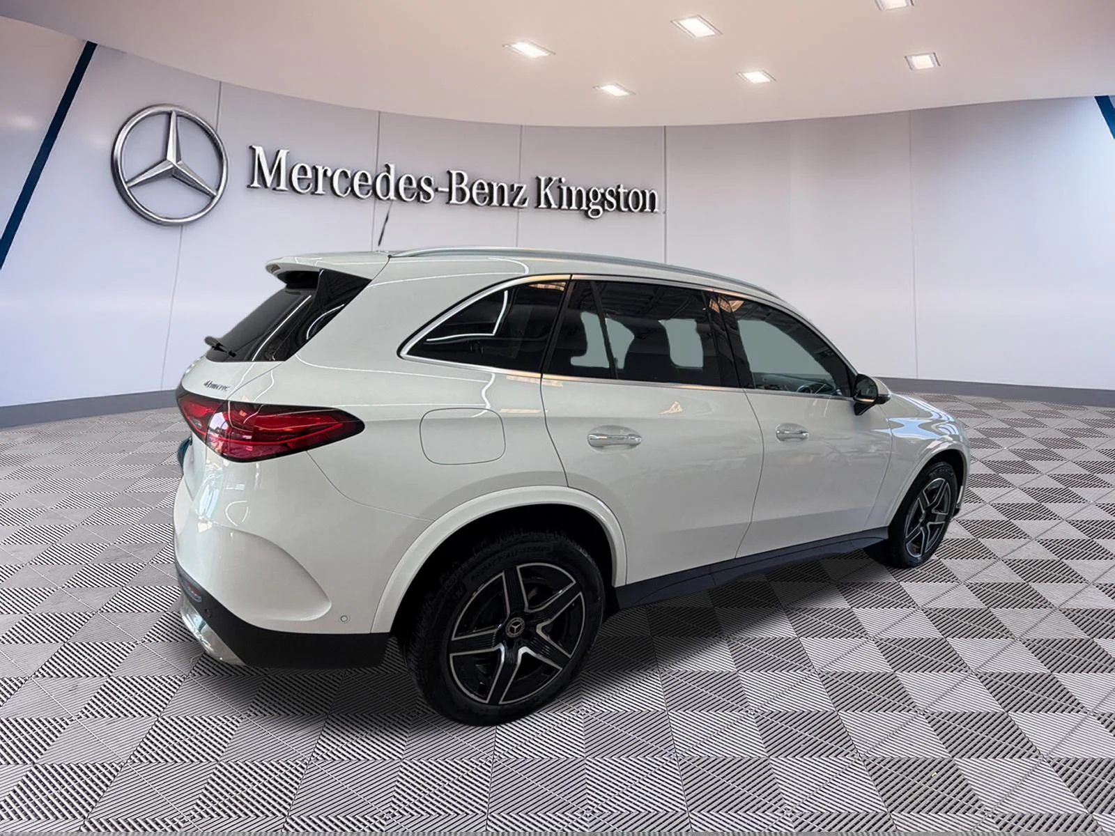 New 2026 White Mercedes-Benz GLC 300 4MATIC SUV image 5