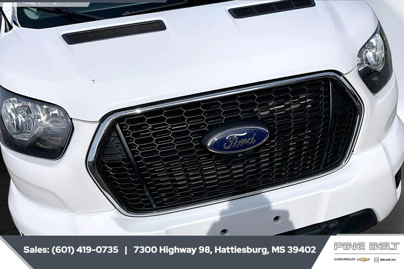 Used 2023 Oxford White Ford 350 XLT image 22