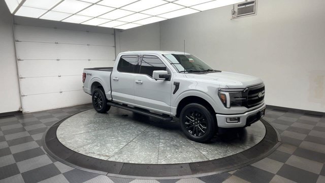 Used 2024 Avalanche Gray Ford LARIAT image 44
