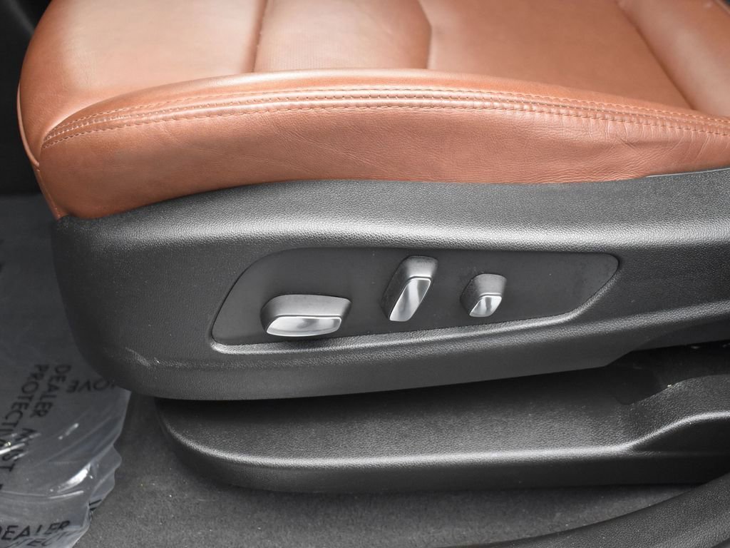 2024 CADILLAC XT5 - Image 11