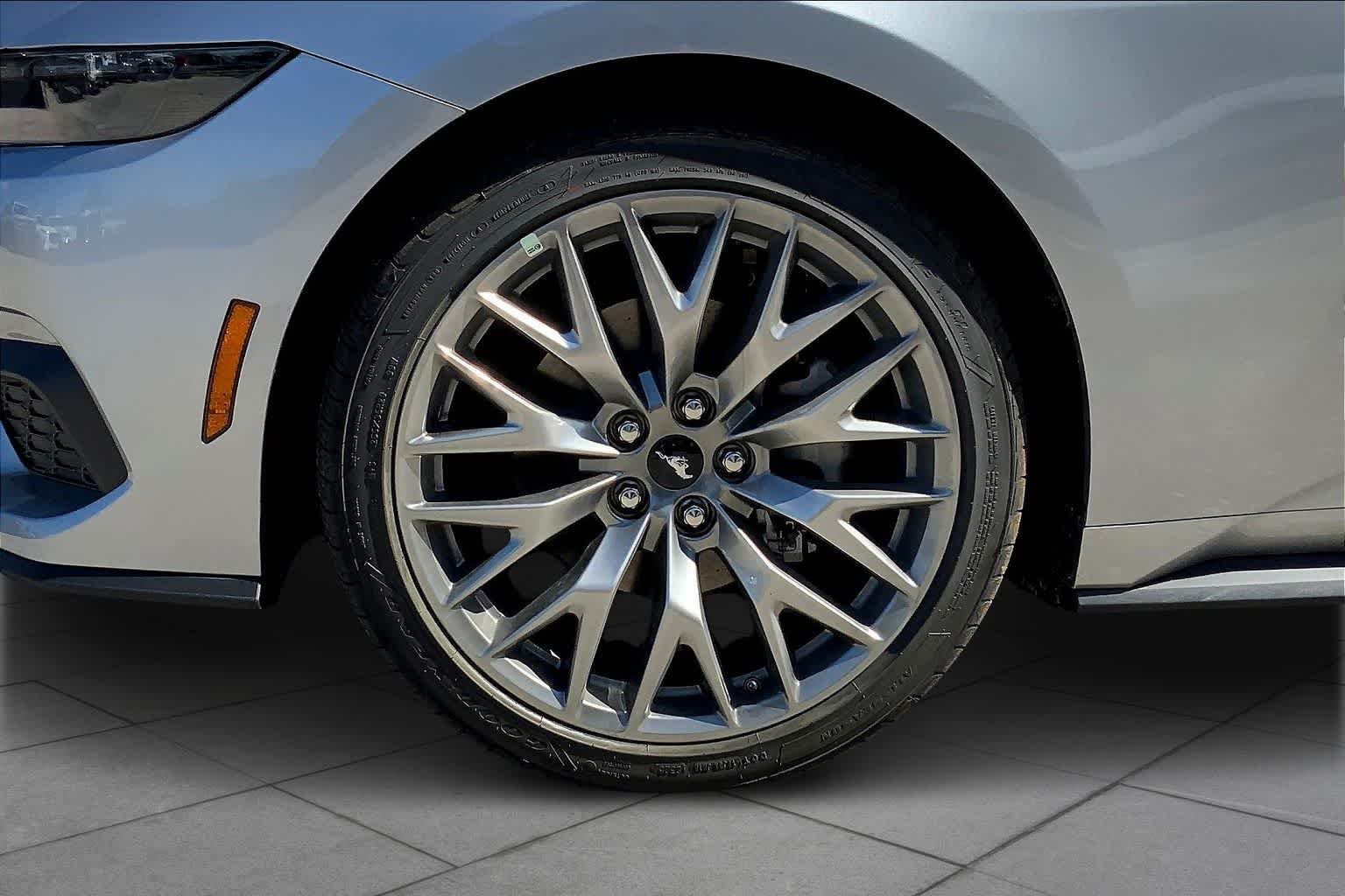New 2025 Iconic Silver Metallic Ford EcoBoost® Premium Fastback image 12