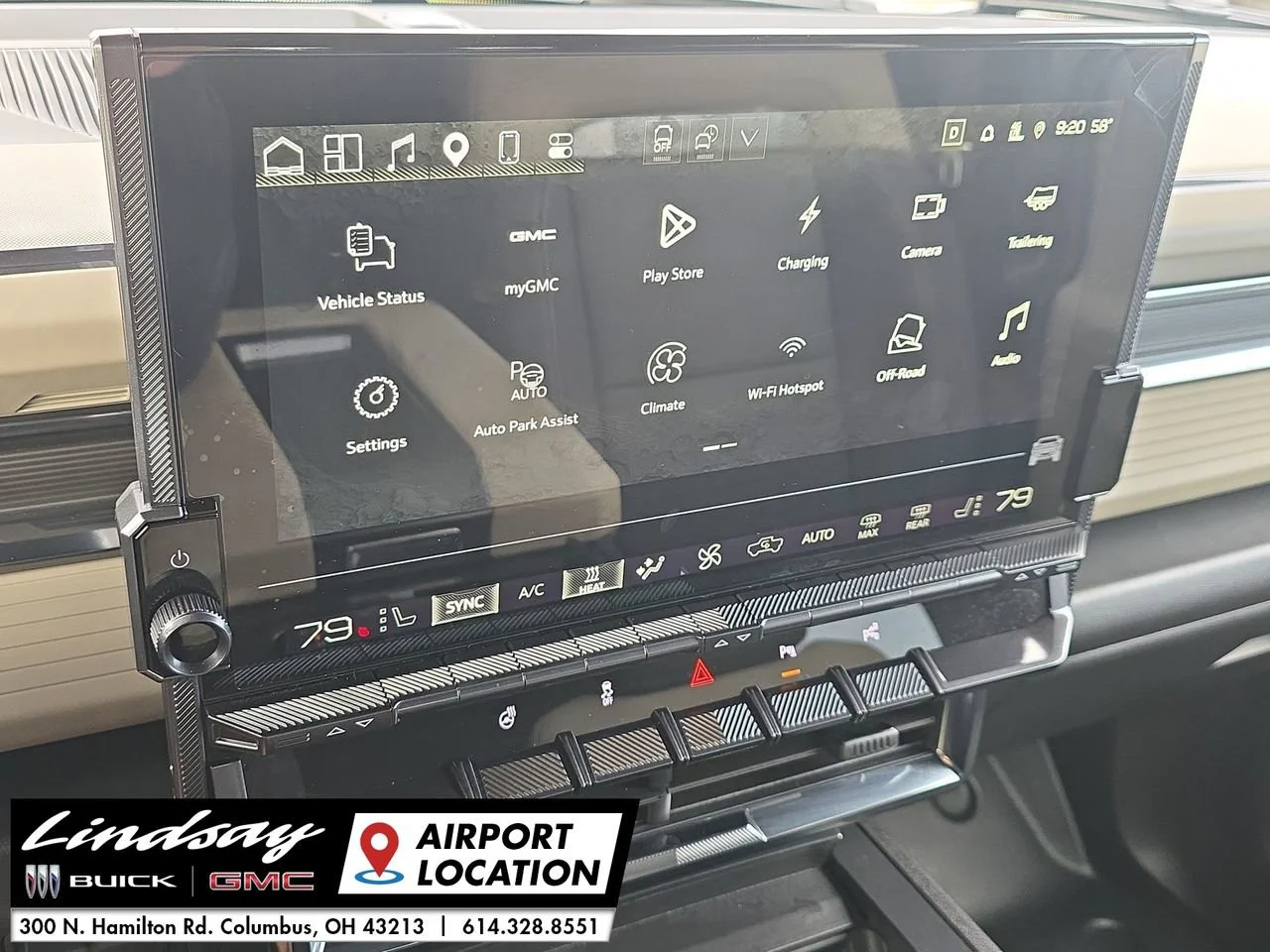 2026 GMC HUMMER EV 2X - Photo 14