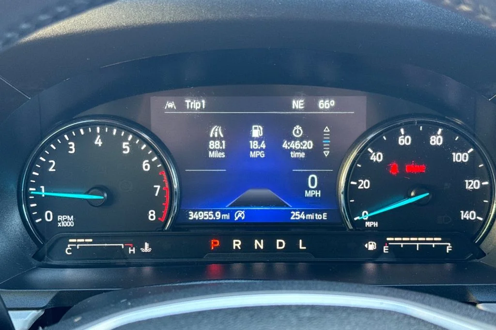 Used 2023 Black Ford XLT image 27