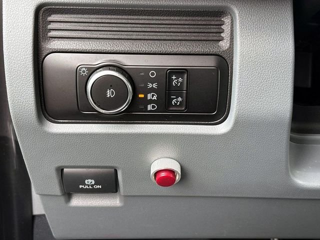 Used 2024 White Ford XL image 29