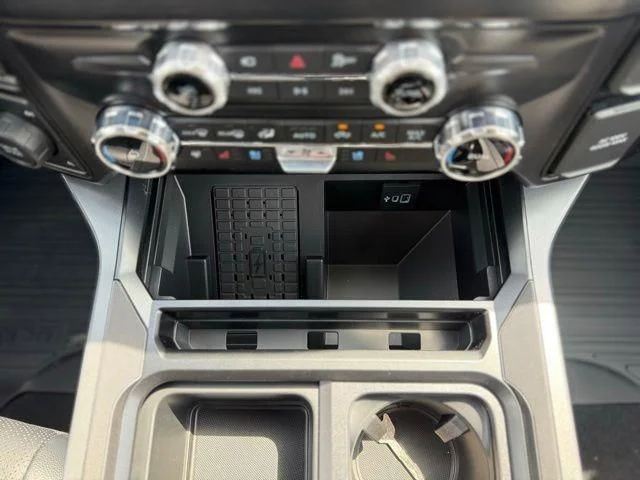 New 2026 Agate Black Metallic Ford F-350® Lariat® image 28