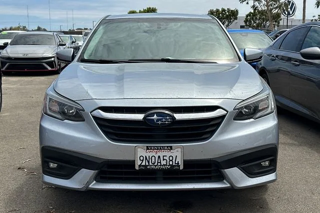 Used 2022 Ice Silver Metallic Subaru Premium image 3