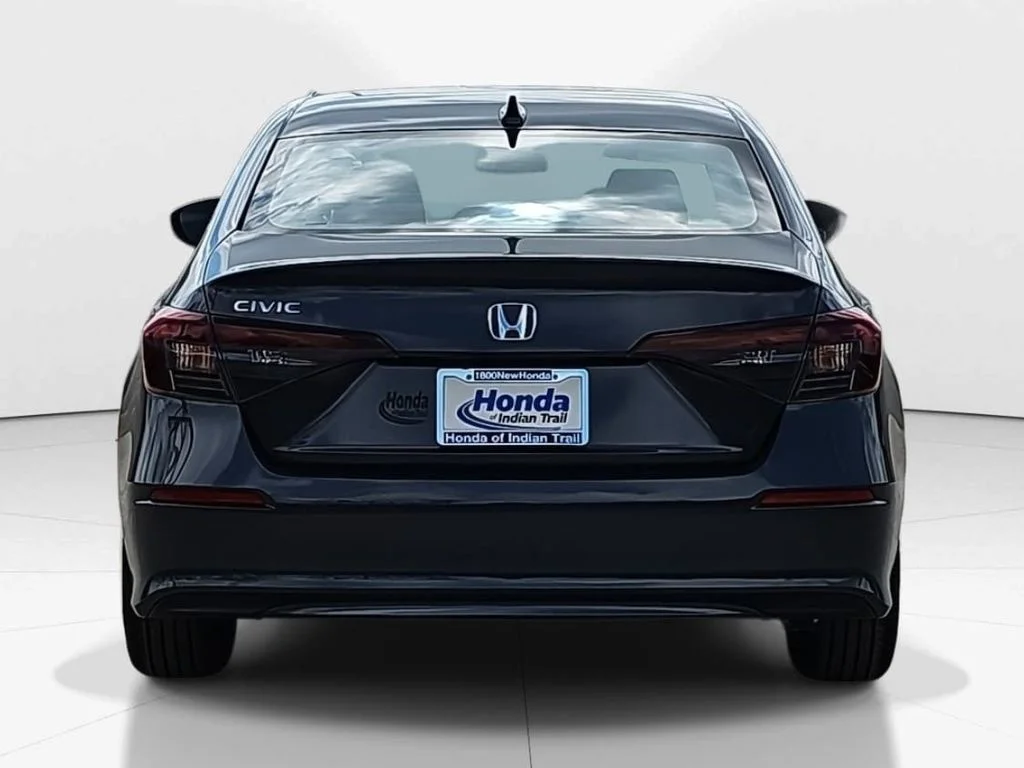 Used 2026 Meteorite Gray Metallic Honda LX image 6