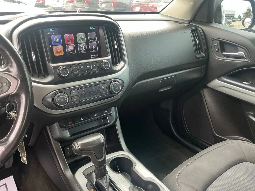 Used 2017 Silver Chevrolet LT image 50