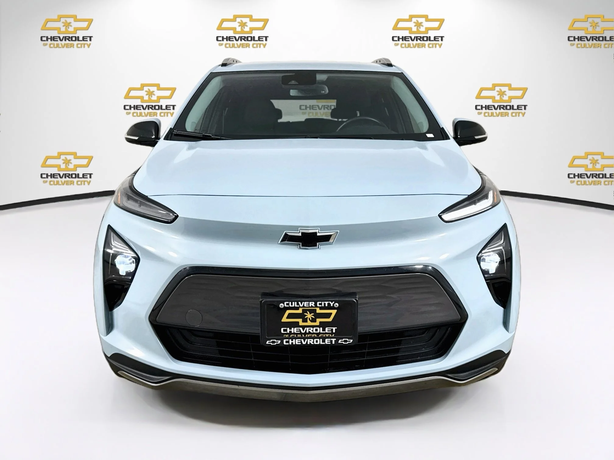Used 2023 ICE BLUE METALLIC Chevrolet LT image 2