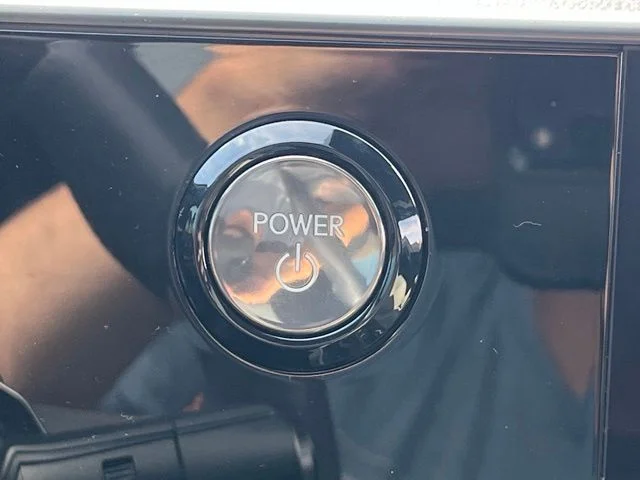 Certified Used 2022 Black Lexus 350h Base image 17
