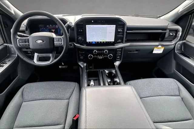 New 2026 White Ford XLT image 4