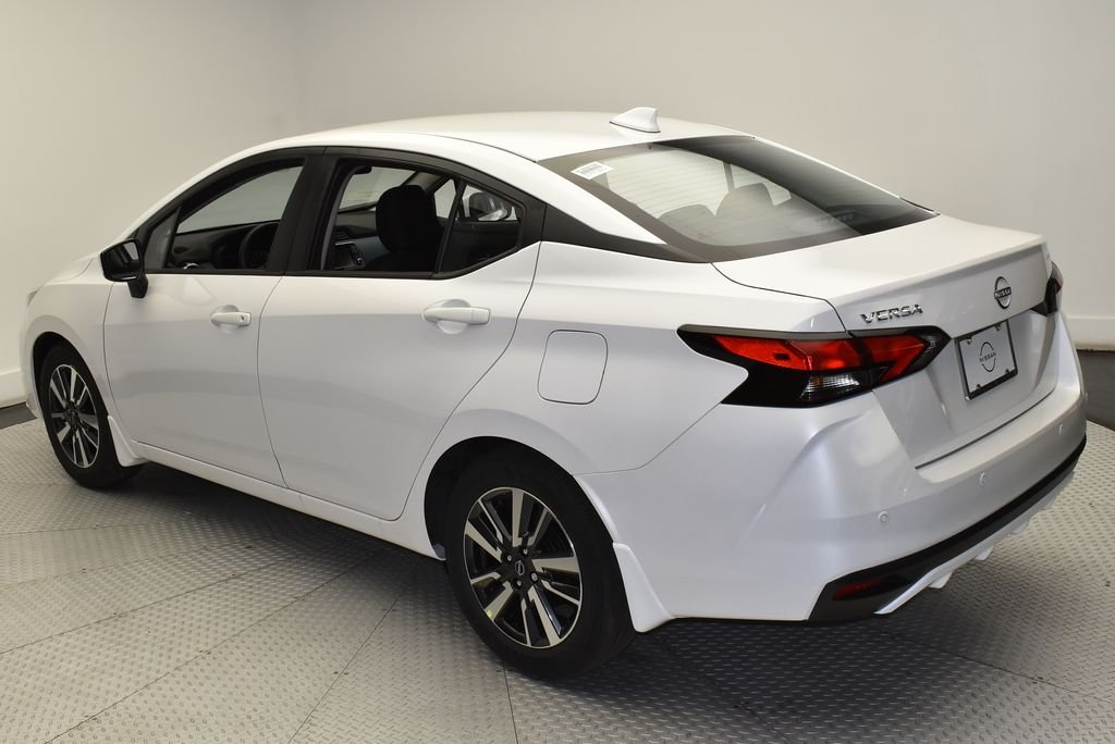 2025 Nissan Versa Sedan SV - Photo 7