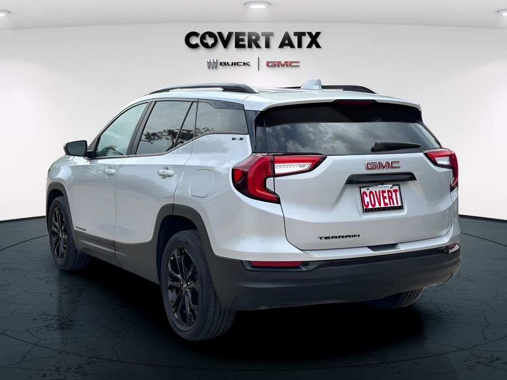Used 2022 Silver GMC SLE image 4