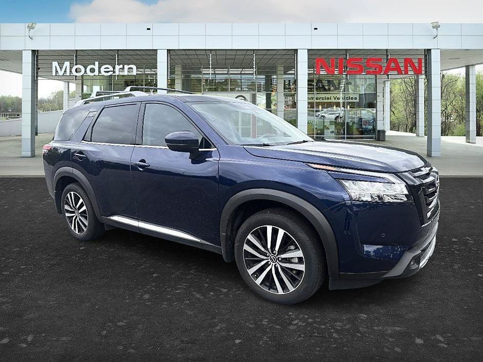 Certified Used 2024 Deep Ocean Blue Pearl Nissan Platinum image 7