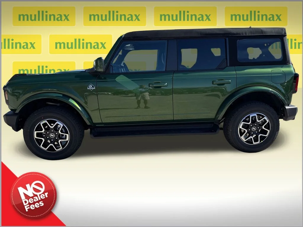 New 2025 Green Ford Outer Banks image 2
