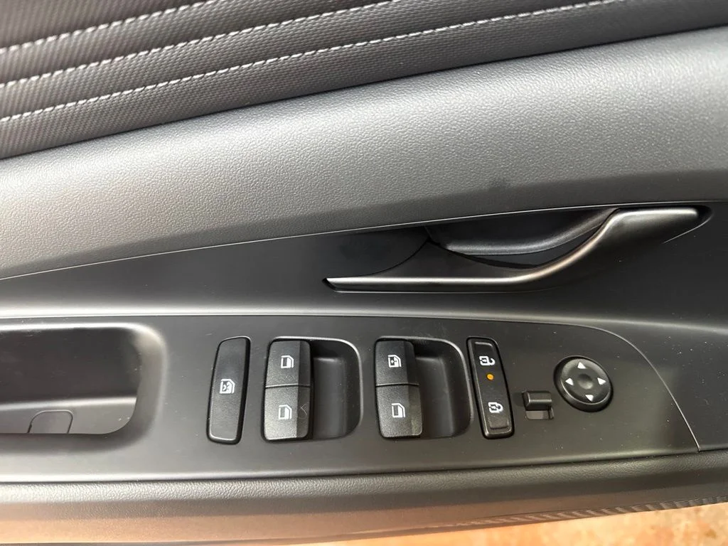 New 2026 Amazon Gray Hyundai SEL Sport image 22