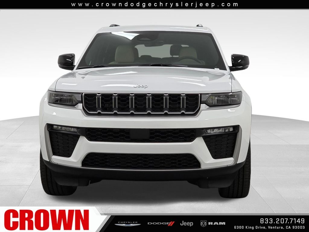 New 2026 Bright White Clear-Coat Exterior Paint Jeep Limited image 2