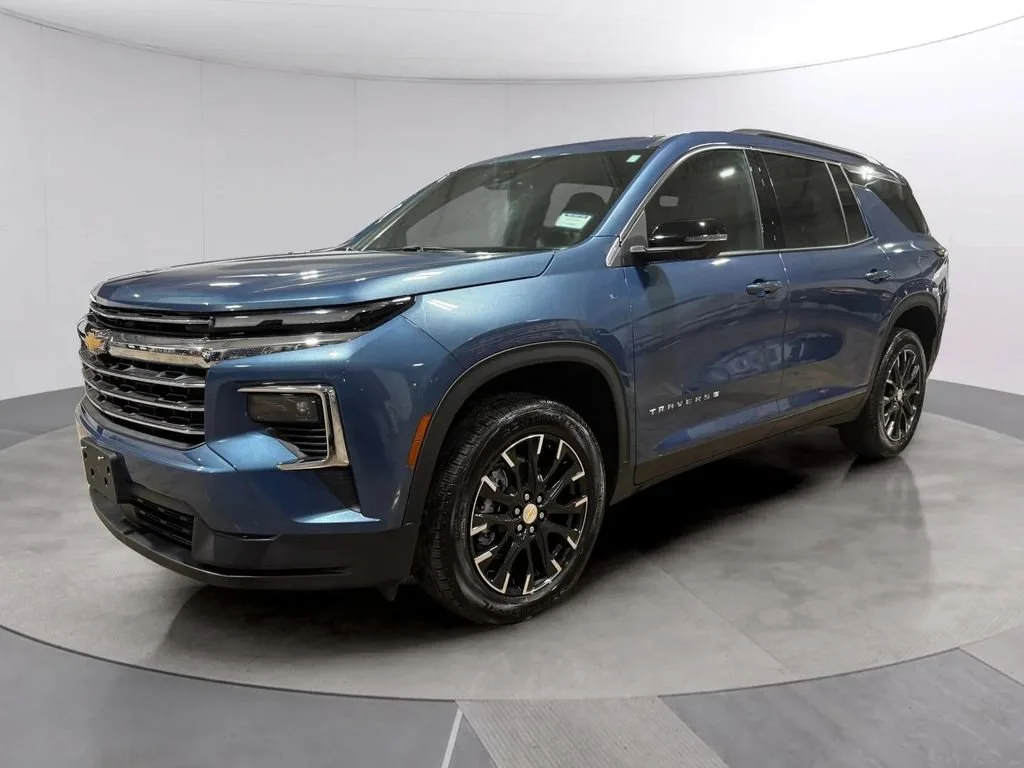 2025 Chevrolet Traverse LT - Photo 7