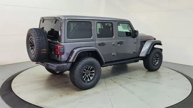 New 2026 Granite Crystal Metallic Clear-Coat Exterior Paint Jeep Rubicon X image 10