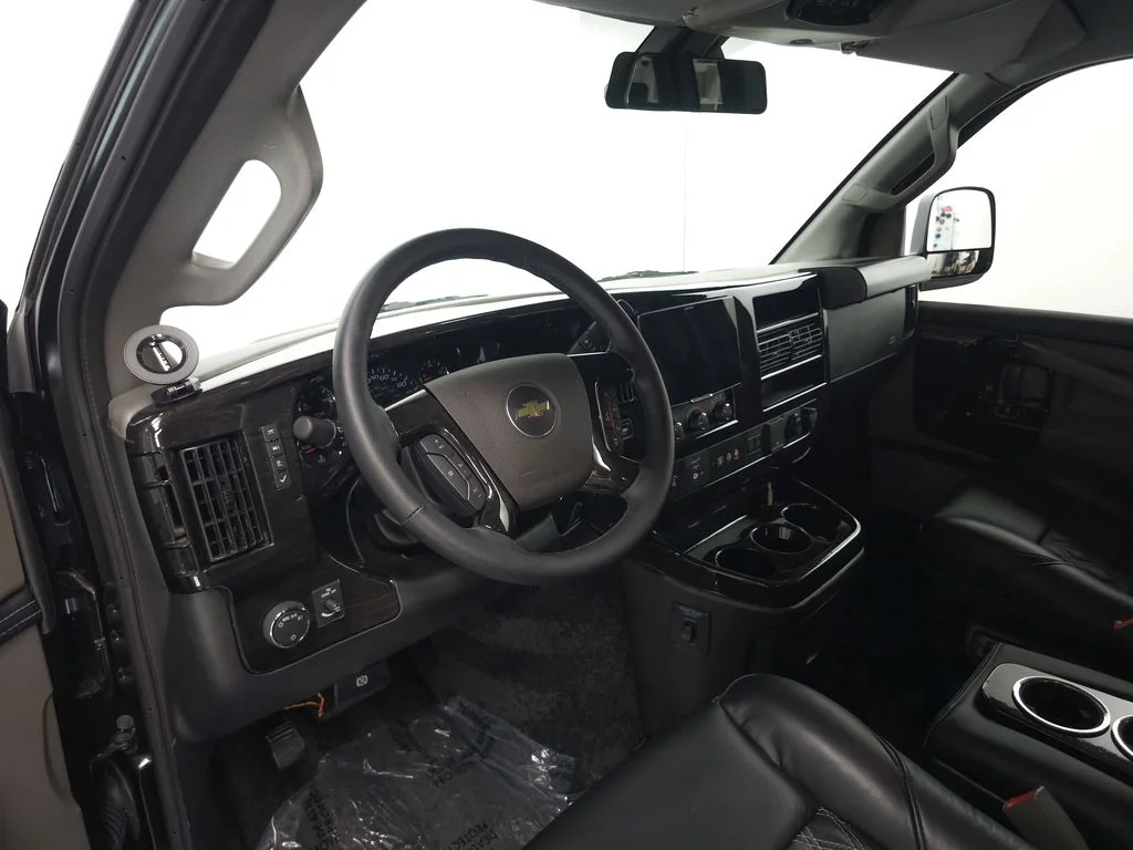 Used 2026 Black Chevrolet EXPLORER VAN image 8