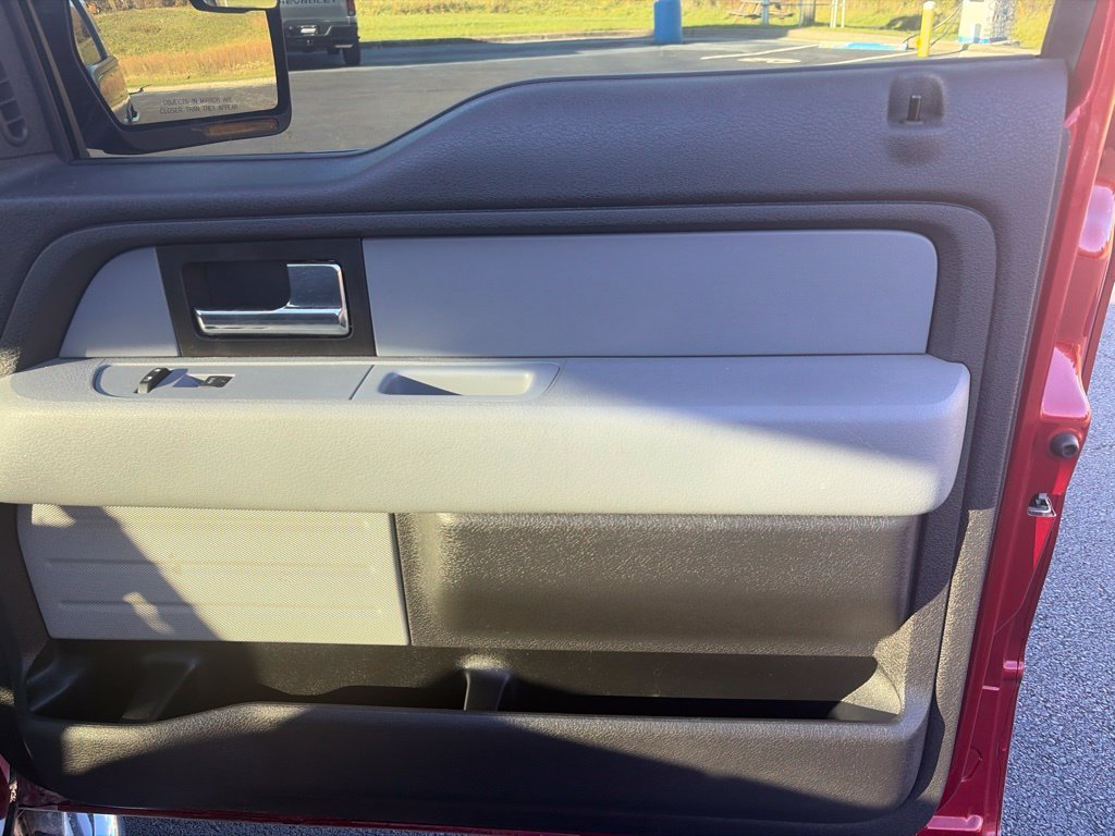 Used 2014 Red Ford XL image 35