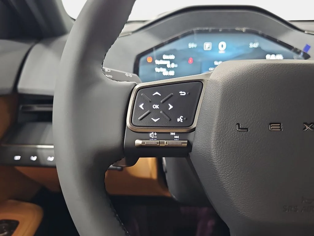 New 2026 Ultra White Lexus PREMIUM AWD image 15