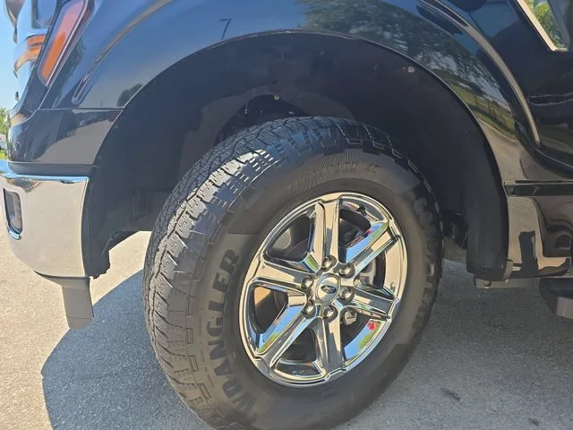 Used 2025 Black Ford XLT image 31