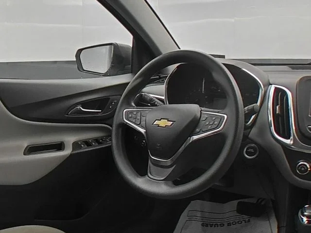 Used 2018 White Chevrolet LS image 35