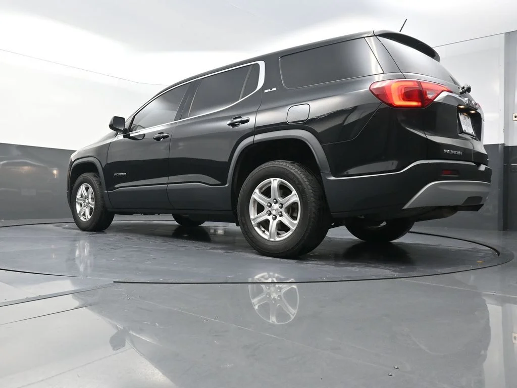 Used 2019 Black GMC SLE-1 image 28